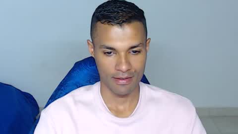 Max online show from April 4, 12:23 pm