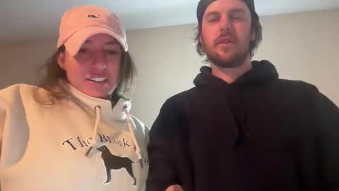 Mr  Mrs Glitter online show from February 28, 2:15 am