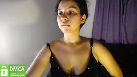 Snapshot of mr_mrscurie chatting on October 8, 11:21 pm Mr Mrs Curie online show from October 8, 11:21 pm