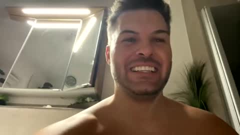 mr_niceguy100 online show from December 8, 3:40 am