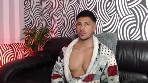 AARON online show from December 10, 7:37 am