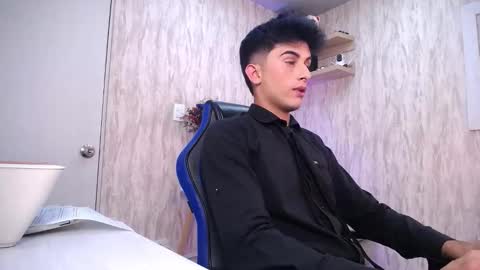 williseo online show from February 13, 8:23 pm