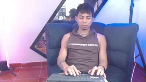 Alpha LATINO online show from May 4, 7:15 am