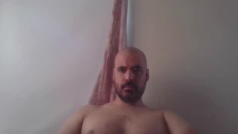 mravocadoman22 online show from December 19, 8:44 pm