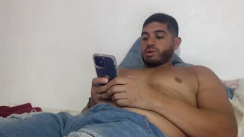 Snapshot of mrcum24 chatting on October 8, 9:21 pm Will online show from October 8, 9:21 pm