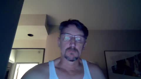 Snapshot of mrcumstain chatting on January 24, 5:53 am mrcumstain online show from January 24, 5:53 am