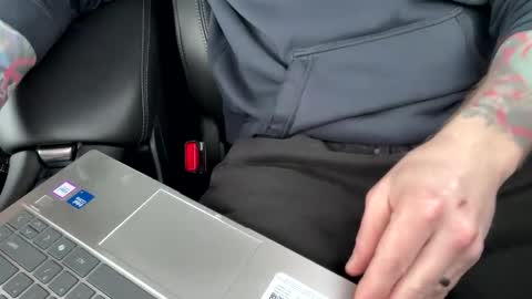 IwantU2WatchME online show from January 5, 5:09 pm