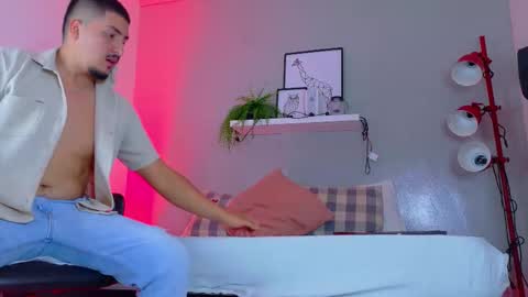 Mr Fox online show from January 15, 8:06 pm