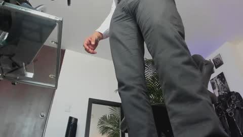Snapshot of mrfrank_tattoo chatting on January 17, 3:32 pm MrFrank. online show from January 17, 3:32 pm