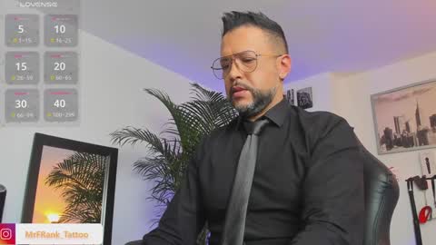 Snapshot of mrfrank_tattoo chatting on January 13, 1:39 pm MrFrank. online show from January 13, 1:39 pm