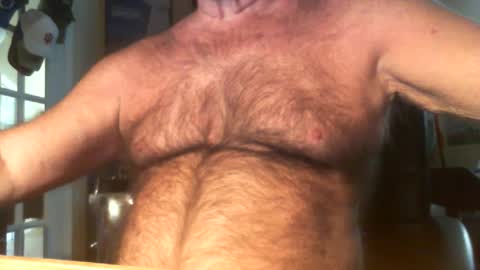 Snapshot of mrgspothitter4u chatting on December 14, 1:16 pm MrGspotHitter4U online show from December 14, 1:16 pm