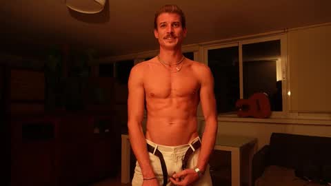 Mr Long online show from November 19, 7:45 pm