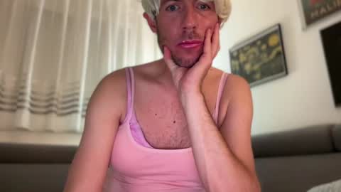 TaleOfLaura online show from August 4, 1:34 am