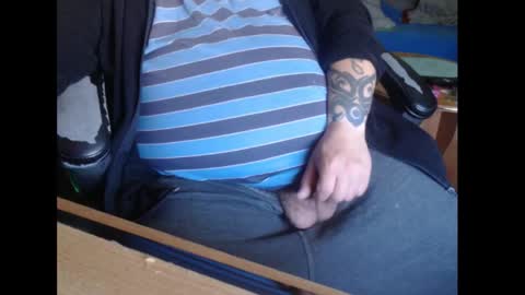 mrmurdock198204 online show from October 19, 7:13 am
