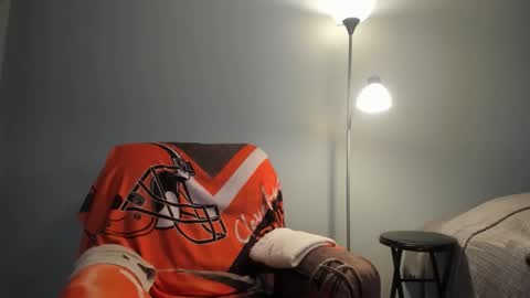 mromg007 online show from February 18, 3:12 pm