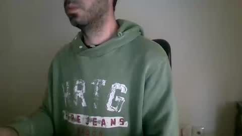 Snapshot of mrralph__90 chatting on February 24, 6:38 am Mrralph online show from February 24, 6:38 am