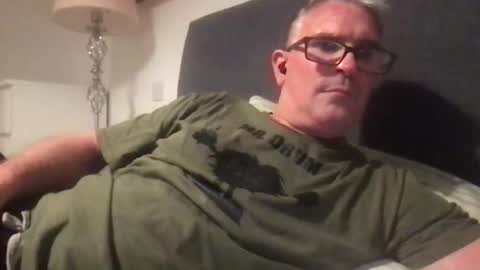 Snapshot of mrsensible chatting on October 26, 11:26 pm Mr Sensible online show from October 26, 11:26 pm