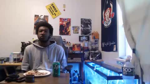 mrsoonicexrated online show from April 19, 6:10 pm