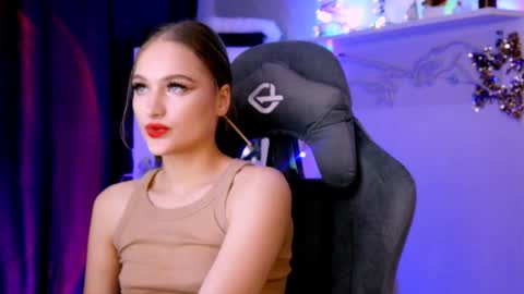 Snapshot of mrstenderbeast chatting on January 12, 11:58 pm YOUR OWNER online show from January 12, 11:58 pm