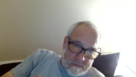 mrtease5 online show from April 22, 4:08 am