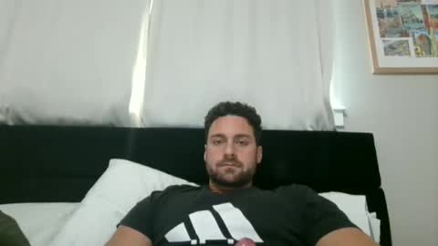 mrthickly818 online show from April 15, 1:47 pm