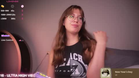Snapshot of ms_allison chatting on September 18, 4:55 pm Allison online show from September 18, 4:55 pm