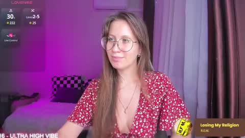 Snapshot of ms_allison chatting on February 17, 2:28 pm Allison online show from February 17, 2:28 pm