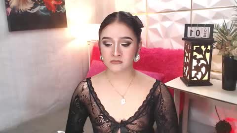 Ash online show from December 2, 8:40 pm