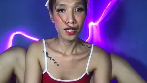 ms_maureenx69x online show from November 2, 10:26 am