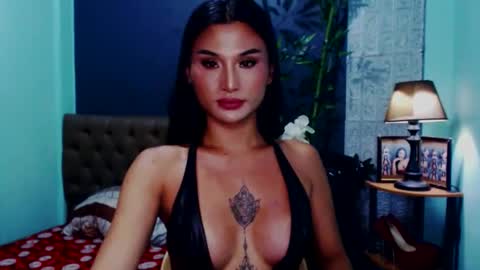 Thea online show from November 15, 12:07 pm