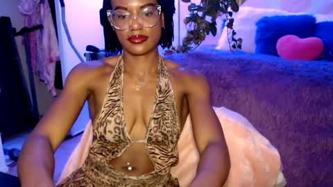CocoSage online show from July 8, 7:45 am