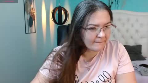 Jossie online show from April 17, 3:31 am