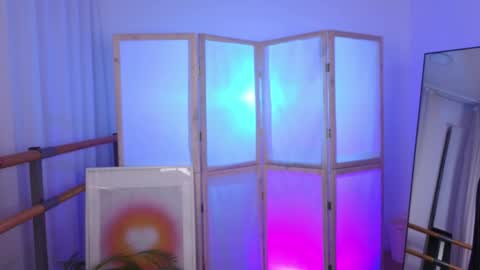 Alice online show from April 15, 8:53 pm