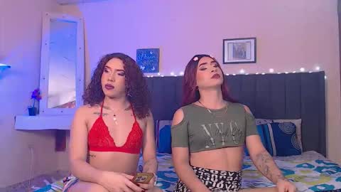 Snapshot of msspenelopedick chatting on October 15, 3:54 am Aaron  And Alex online show from October 15, 3:54 am