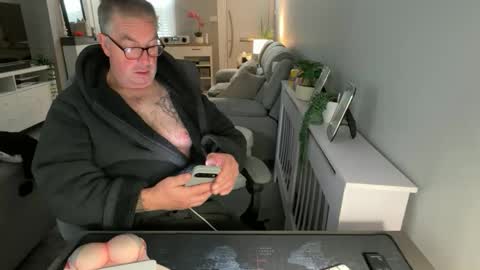 mtb1697 online show from October 29, 10:39 am