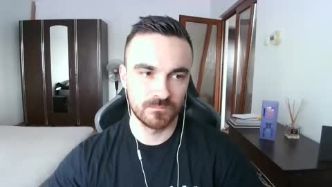 Victor online show from April 22, 3:30 pm