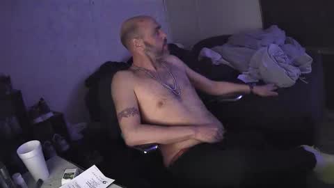 Muffdiver online show from January 18, 2:26 pm