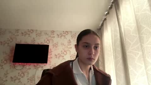 Tia online show from April 17, 6:05 am