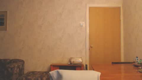 Erik online show from December 16, 8:48 pm