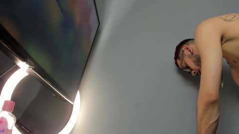 murdok  online show from November 9, 11:18 pm