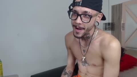 murdok  online show from March 10, 10:07 am