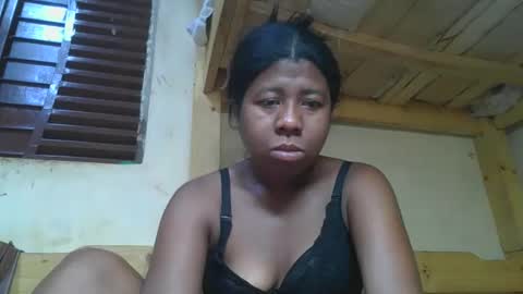 murielleee online show from March 19, 5:57 am