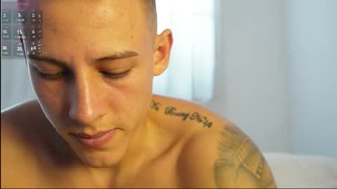 Snapshot of muscle_king_cum chatting on September 11, 3:35 pm muscle_king_cum online show from September 11, 3:35 pm