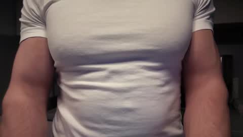 musclehair3 online show from April 16, 6:52 pm