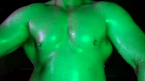 Hulk Muscles - NEW ACCOUNT online show from February 24, 10:35 pm
