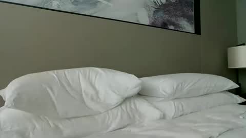 muscleshow00 online show from May 14, 8:23 am