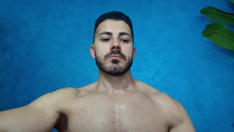 muscularmaster onlyfans online show from June 7, 9:20 pm