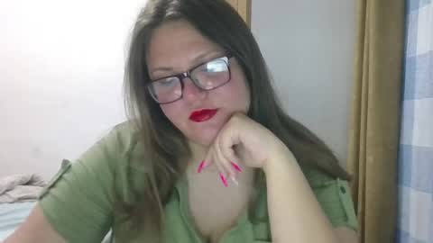 musechic_wild online show from June 3, 7:52 pm