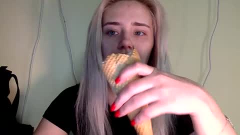 musescorner online show from February 8, 10:30 am