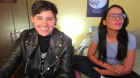 Snapshot of musicayluna chatting on February 15, 3:31 am VALENTINA Luna online show from February 15, 3:31 am